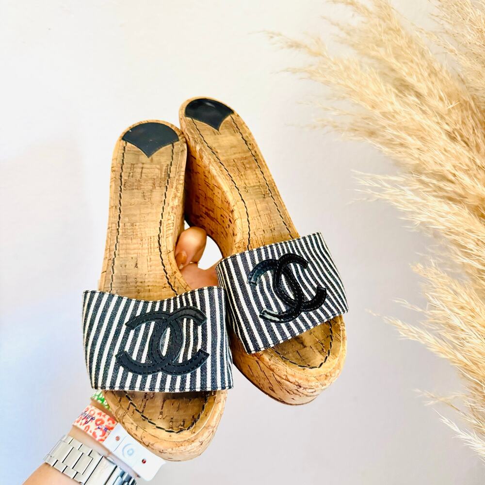 CHANEL Black White Stripe Canvas CC Logo Tan Beige Cork Wedge Sandal Slides 36 - Picture 3 of 16